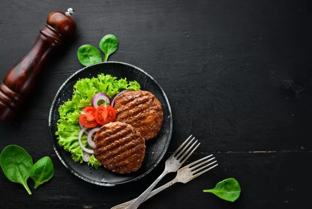 Zdravé low carb karbanátky se zeleninou