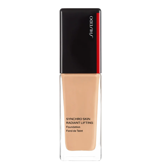 Jak na vrásky: Tipy a triky pro hladší pleť v každém věku ShiseidoSynchro Skin Radiant Lifting Foundation Advanced